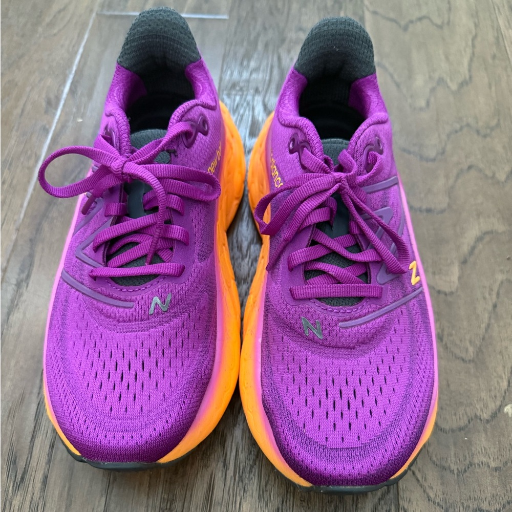 Size 7 - New Balance Fresh Foam X More v4 Purple Punch / Hot Marigold - Picture 2 of 12
